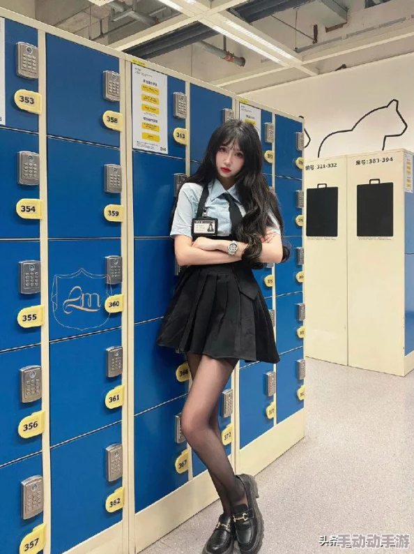 91白丝jk：校园青春与时尚潮流的完美结合，尽显少女魅力与活力