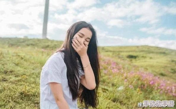 亚洲成熟女性毛茸茸：展现自然之美与自信魅力，令人心动的独特风采
