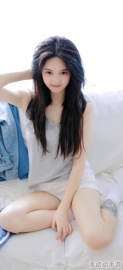 张筱雨两腿之间毛毛图片：仔细观察，发现隐藏其中的美丽风景