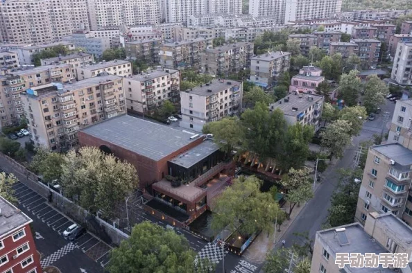 魔兽争霸系列重温：原版魅力VS重制版革新，1与2谁更胜一筹引领怀旧风潮？
