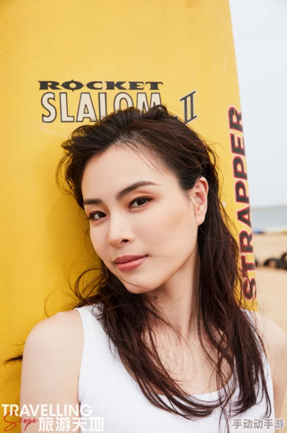 黄金网站女人AA大片：探讨女性在网络文化中的表现与影响力的多维视角
