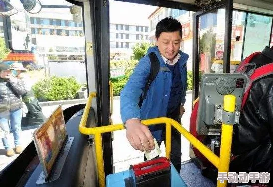 hp公交车灌溉系统几个装修工人，真是个奇特的项目，难道要把公交车变成移动花园吗？