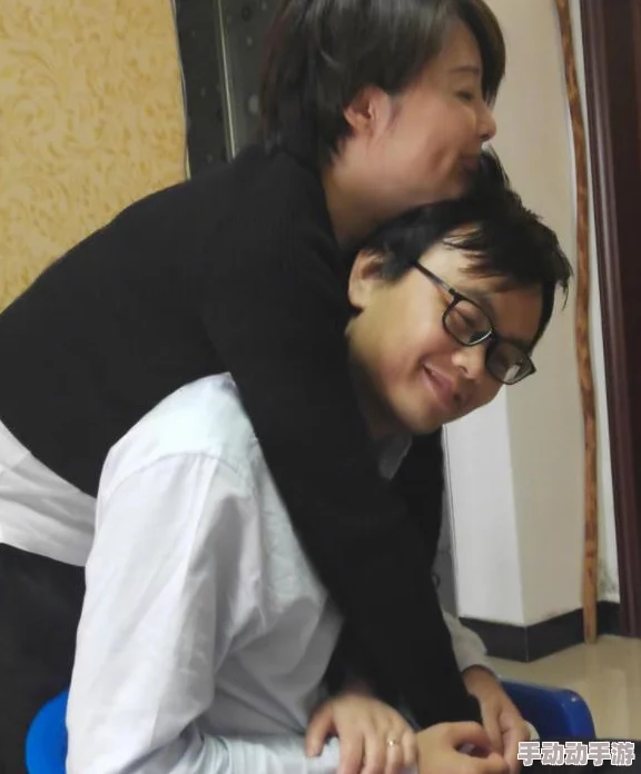 男男Gay洗澡互吃鳮：在亲密关系中，如何通过共享日常活动增进情感联系与信任感