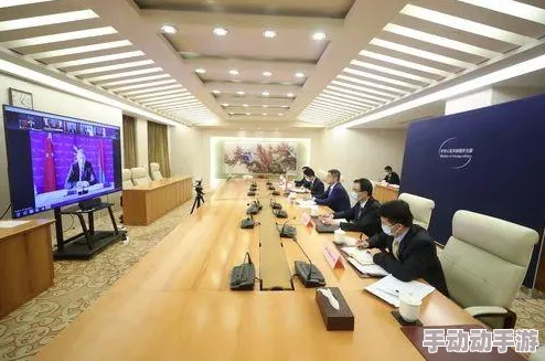 探索《反恐精英OL》中白方阵营：揭秘正义之士的身份与战术特色
