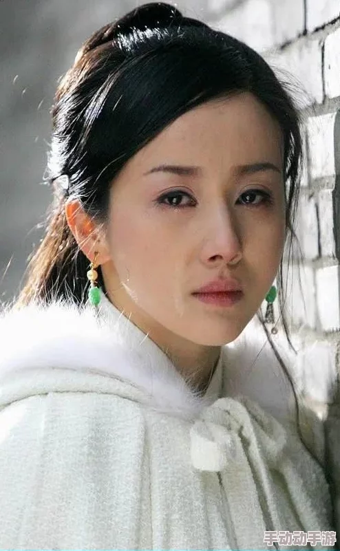 碧血剑手游：揭秘阿九角色潜力，全方位技能属性与培养策略深度剖析