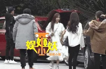 今日吃瓜-热心的朝阳群众首页：某明星被拍到深夜与神秘女子共度良宵，疑似恋情曝光引发网友热议！