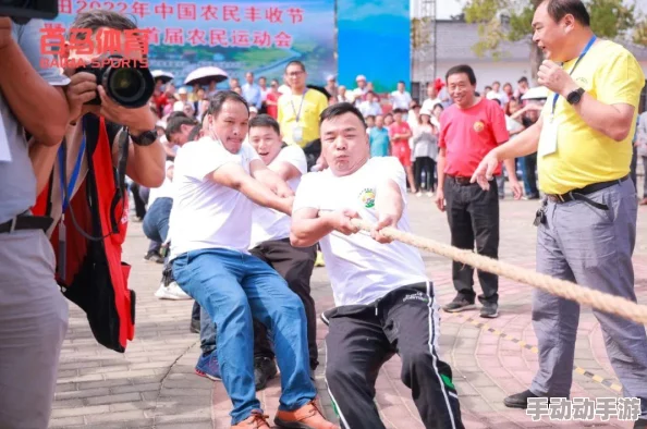 男生和女生一起萝卜共萝卜:共享生活乐趣,增进友谊与合作的互动体验与意义分析 男生和女生一起萝卜共萝卜:共享生活乐趣,增进友谊与合作的互动体验与意义分析
