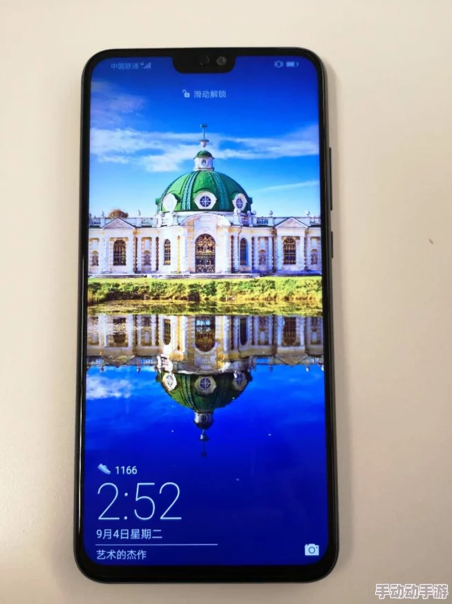 老师脱 让学生摸 91,课堂上发生的这一幕引发了广泛关注与讨论,教育界对此事件反应不一 老师脱 让学生摸 91,课堂上发生的这一幕引发了广泛关注与讨论,教育界对此事件反应不一