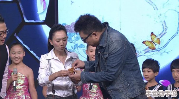 大团圆结2亲情会高敏王芳乔安笙,网友热议:家庭的温暖与和谐让人感动,期待更多精彩瞬间! 大团圆结2亲情会高敏王芳乔安笙,网友热议:家庭的温暖与和谐让人感动,期待更多精彩瞬间!