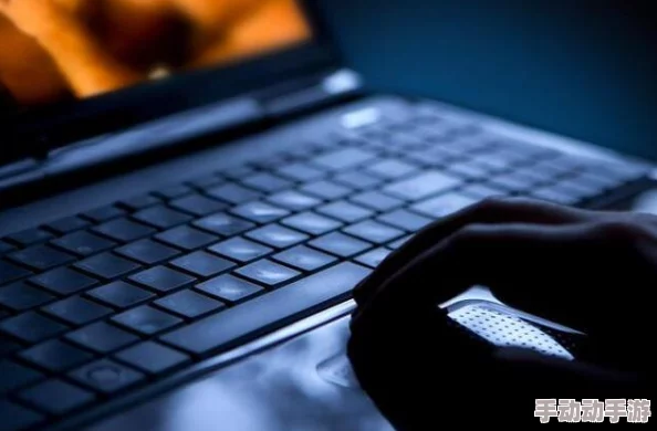 懆逼的应用：某知名软件涉嫌利用用户隐私数据，引发网友热议