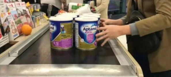 超市小烧杯设你小学里，网友热议：这样的创意能否激发孩子们的科学兴趣与动手能力？