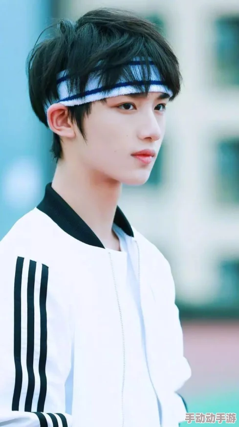十岁小女孩rapper中国大陆：年轻才华横溢，展现了新时代儿童的音乐潜力与自信风采