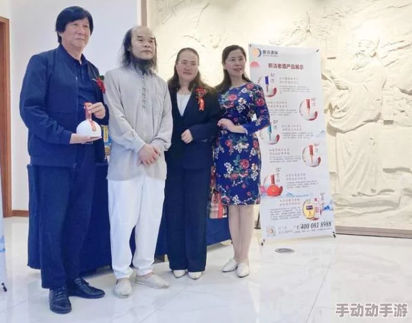 萌白酱金色的旗袍：传统与现代交融下的时尚魅力与文化传承研究