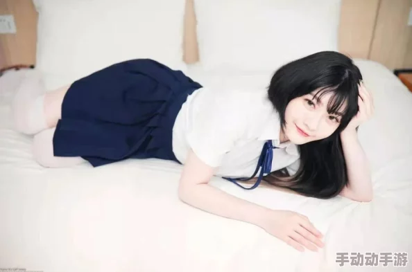 麻豆沈娜娜最新动态：新作品发布引发热议，粉丝期待她的更多精彩表现与未来发展方向