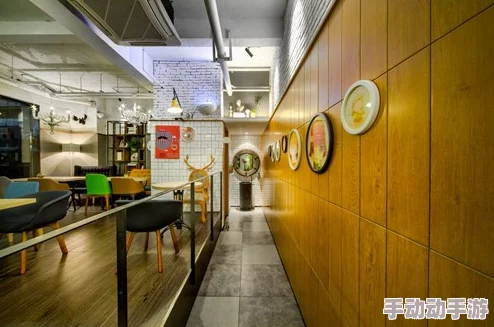 麻花传MD0174清歌咖啡屋：一家以独特风格和氛围吸引顾客的咖啡馆，提供多样化饮品与舒适环境