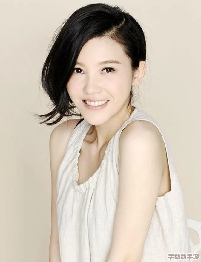 51今日吃瓜热门反差婊天蝎座之夜：从星座性格看天蝎女的魅力与争议，揭示她们在社交中的双面人生