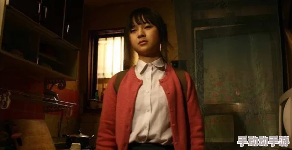 导演的摄影课hl：深入解析导演在创作过程中如何运用摄影技巧提升影片叙事与视觉效果的策略与实例