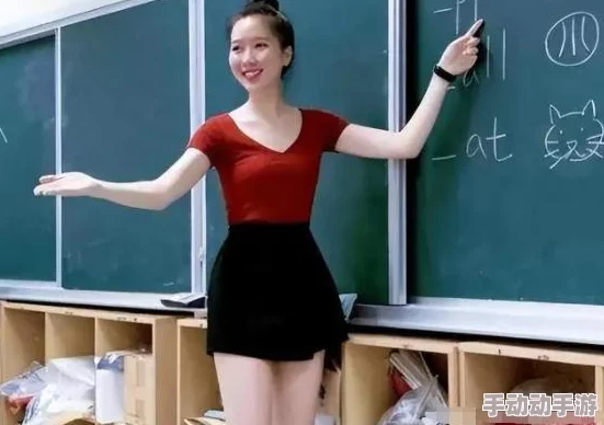 英语老师没有戴罩子怎么办？内幕曝光，学生纷纷举报，校方回应惹众怒