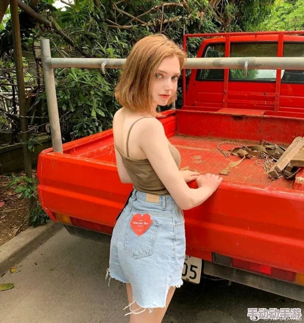 网曝稀缺小U女，网友热议这一新兴模特群体的独特魅力与市场需求，引发时尚界关注与讨论