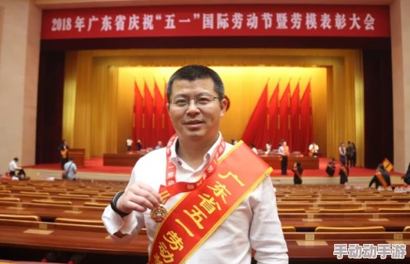 大团圆吴刚吴娜：传承与创新的故事，探讨家庭与文化的深厚联系与当代意义