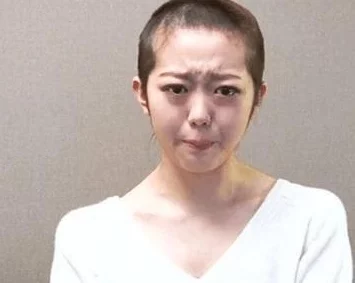 女尤网今日曝料：震惊全网！知名明星涉嫌重磅丑闻，瞬间引发热议和争议！