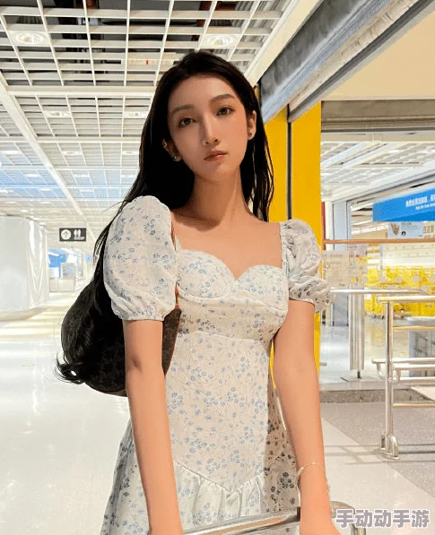 中国女人黃色大片被曝光！内幕揭秘：明星深陷不堪丑闻，网友热议事件真相