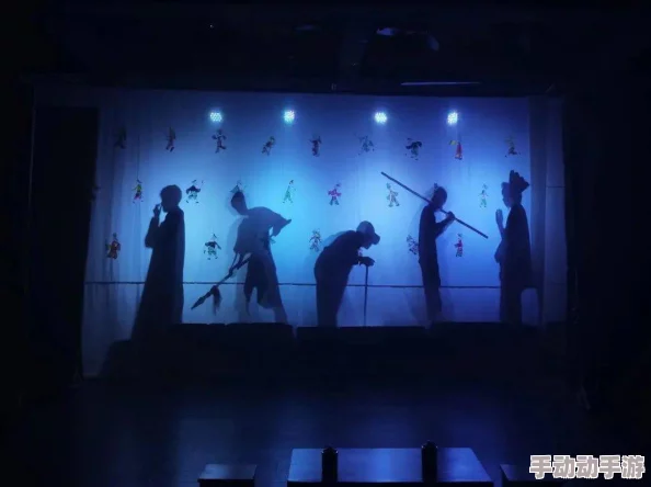 麻豆传剧原创mv：这是一部结合了现代舞蹈与传统戏曲元素的音乐视频，展现了独特的艺术风格和文化魅力