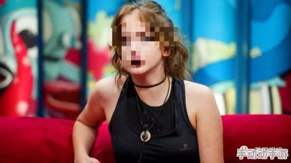 震惊！真人实拍女被迫处www，惨痛经历曝光，背后真相令人不寒而栗！