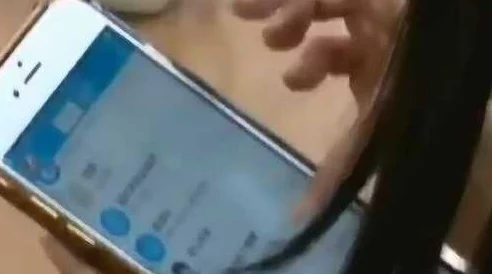 震惊！真人实拍女被迫处www，惨痛经历曝光，背后真相令人不寒而栗！
