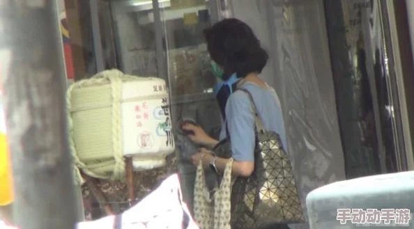 小扫货水怎么弄干净小妙招：意外发现独家技巧，让你的购物体验翻倍提升，轻松应对小扫货后的烦恼！