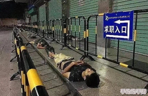 震惊！堕落旅馆v0.60安卓游戏1.8G发布，玩家体验奇幻世界与惊人剧情！
