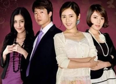 少妇真人直播：探讨网络直播对年轻女性社交与经济独立的影响及其背后的社会文化现象