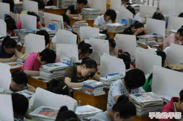 我学生的妈妈ID惊现网络，竟然是一位知名意见领袖，引发社会广泛关注与讨论！