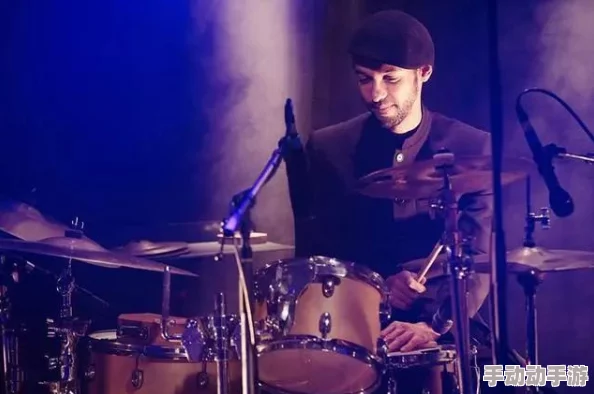 震撼世界！日本Jazz Rapper首张专辑发布，打破音乐界界限，跨界合作引发热议！