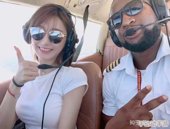 JUy999黑人喝羽月希奶水，背后竟隐藏着不为人知的秘密与绯闻，引发网友热议和讨论！