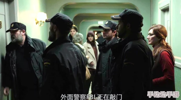 神秘电影官方入口：惊现未曝光剧照，揭示惊人剧情反转，观众纷纷表示无法自已！