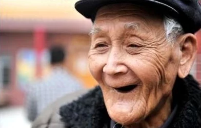 东北老妇xxxxhd：揭示农村养老现状，如何改善老年人生活质量成为社会关注焦点