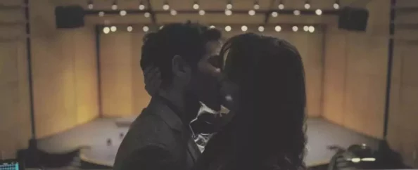 玩交换的乱肉小说：在欲望与禁忌之间，揭开那些不为人知的秘密与激情交织的故事