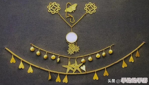 原始传奇游戏中，哪个勋章选择能最快提升角色升级速度？