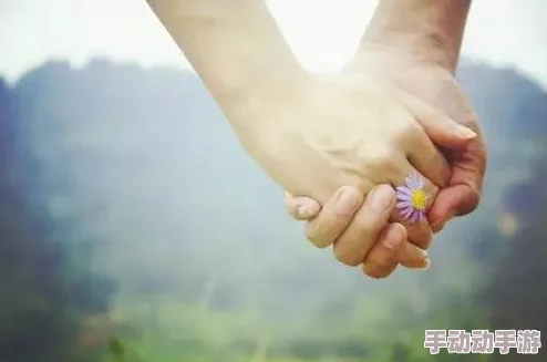 爱不释手徐大爷陈思雅：温馨故事背后的深厚情感与生活点滴分享，感动无数网友的真实瞬间
