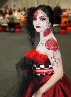 女体bdsm：最新动态揭示了这一领域的多样性与发展趋势，吸引了越来越多人的关注与参与