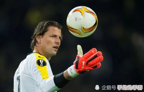 FIFA足球世界：最强毕业阵容后腰位置精选，力荐坎特为核心选择
