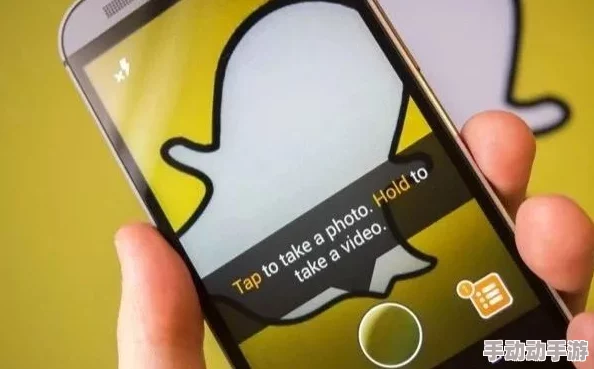 4虎在线：震撼来袭！全球首个虚拟现实社交平台正式上线，颠覆传统交流方式！