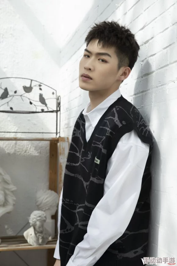 探索欧美文化交融：黑人与白妞之间的巨大差异与独特魅力，揭示出浆背后的深层次故事