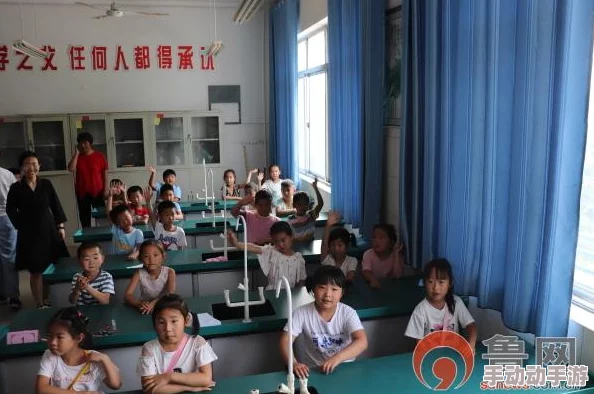 乐高无限游戏攻略：如何制作木质大门3，打造抵御怪物侵袭的坚固厚盾