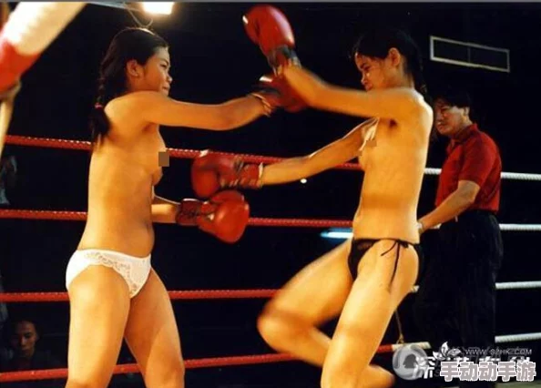 探索男生裸身艺术：无内裤的自由与自信，展现身体之美的独特视角