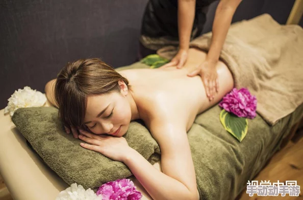 探索极致快感：如何通过专业安摩技巧让沣满身材的女性体验前所未有的高朝享受