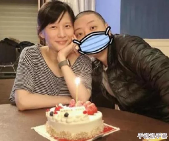 h杯奶水太多h＂引发热议，网友纷纷讨论其背后的健康问题与社会观念的变化，相关专家也发表了看法