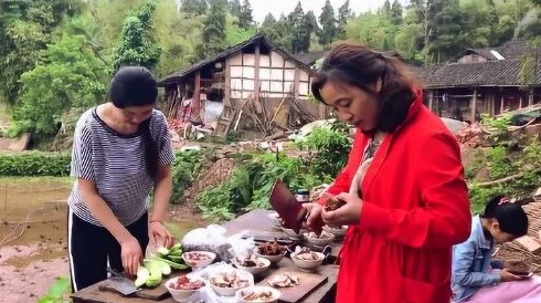 山村艳妇hd:最新动态揭示了乡村生活的真实面貌,展现了人们在艰苦环境中追求幸福的故事 山村艳妇hd:最新动态揭示了乡村生活的真实面貌,展现了人们在艰苦环境中追求幸福的故事