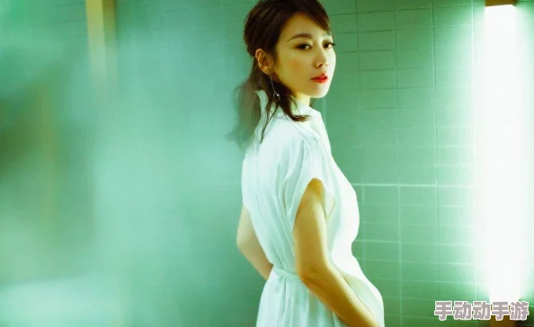 在欲望与襟忌之间：艳妇荡岳的情感纠葛与命运交错之旅